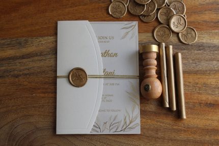 Single Flap Foiled Printed Floral Envelope with Acrylic Engraved Tag & Foiled Floral Printed PVC Inner